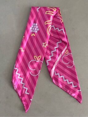New OLIPOP Limited Edition LA Pop Up Raspberry Sherbert Themed Large Scarf